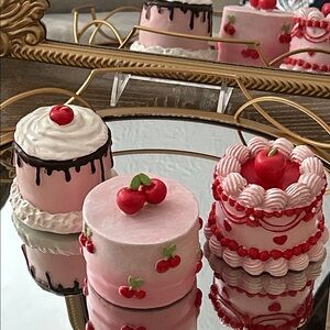 NEW! Sweet Valentine Bakery Cherry Heart Mini Faux Cake Set